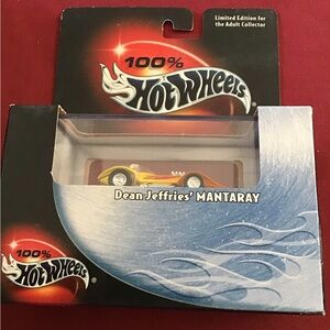 Hot Wheels 2002 Dean Jeffries Mantaray